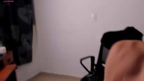 Snapshot of axel_davis_ chatting on November 18, 2025, 9:03 am axel davis online show from November 18, 2025, 9:03 am