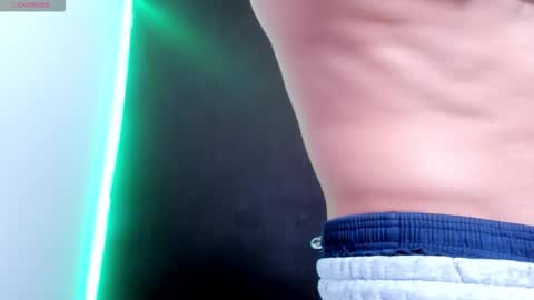 Snapshot of axel_davis_ chatting on November 26, 2025, 3:46 pm axel davis online show from November 26, 2025, 3:46 pm