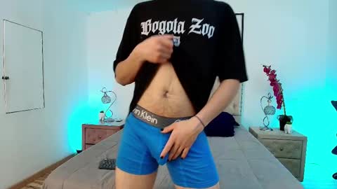 Snapshot of axel_draven chatting on October 11, 2025, 11:09 am axel_draven online show from October 11, 2025, 11:09 am