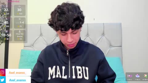 Snapshot of axel_evanss chatting on January 7, 2025, 1:14 pm Axel Evanss online show from January 7, 2025, 1:14 pm