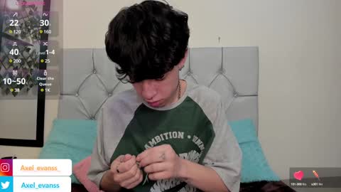 Snapshot of axel_evanss chatting on January 21, 2025, 1:32 pm Axel Evanss online show from January 21, 2025, 1:32 pm