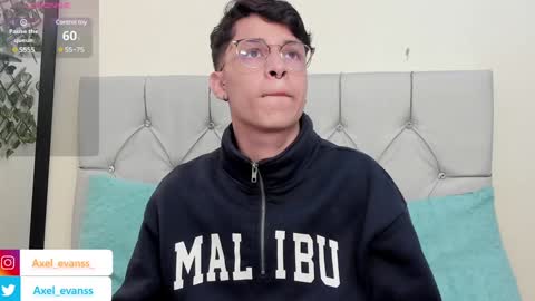 Snapshot of axel_evanss chatting on February 1, 2025, 1:09 pm Axel Evanss online show from February 1, 2025, 1:09 pm