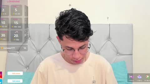 Snapshot of axel_evanss chatting on February 4, 2025, 1:27 pm Axel Evanss online show from February 4, 2025, 1:27 pm