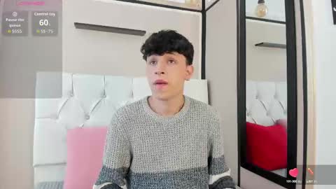 Snapshot of axel_evanss chatting on September 17, 2025, 1:02 pm Axel Evanss online show from September 17, 2025, 1:02 pm