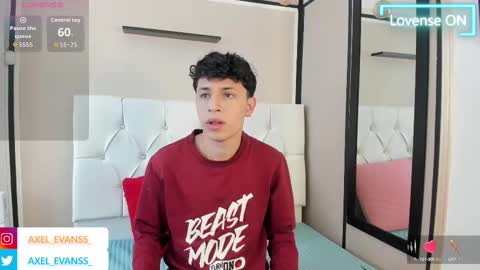 Snapshot of axel_evanss chatting on September 19, 2025, 12:39 pm Axel Evanss online show from September 19, 2025, 12:39 pm