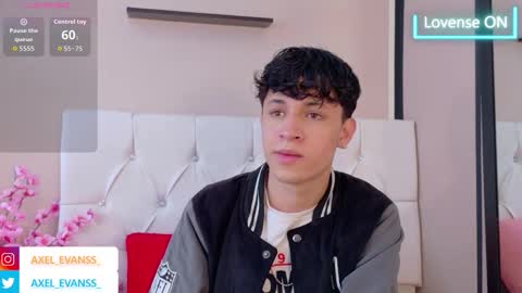 Snapshot of axel_evanss chatting on October 2, 2025, 1:07 pm Axel Evanss online show from October 2, 2025, 1:07 pm