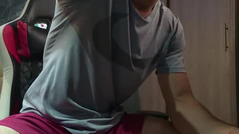 Snapshot of axel_fairchaild chatting on December 2, 2025, 12:43 pm Axel Fairchaild online show from December 2, 2025, 12:43 pm