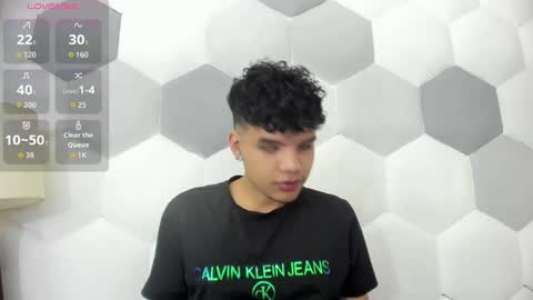 Axel Forte online show from October 31, 2025, 1:23 pm