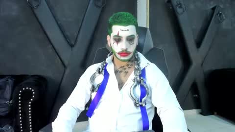 Snapshot of axel_grey_ chatting on October 30, 2025, 12:45 am axel_grey_ online show from October 30, 2025, 12:45 am