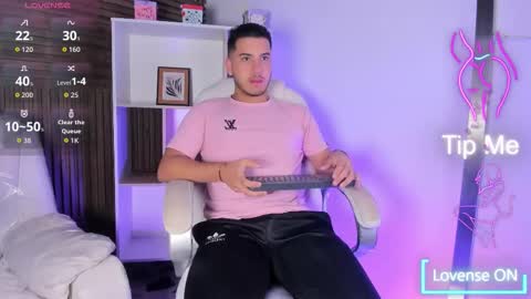 Snapshot of axel_grey_ chatting on November 16, 2025, 11:49 am axel_grey_ online show from November 16, 2025, 11:49 am