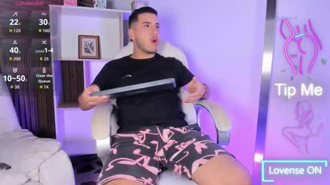 Snapshot of axel_grey_ chatting on November 17, 2025, 12:33 pm axel_grey_ online show from November 17, 2025, 12:33 pm