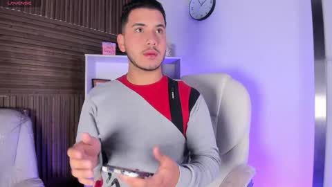 Snapshot of axel_grey_ chatting on November 23, 2025, 12:49 pm axel_grey_ online show from November 23, 2025, 12:49 pm