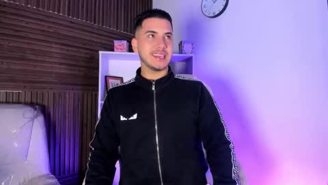 Snapshot of axel_grey_ chatting on November 26, 2025, 12:17 pm axel_grey_ online show from November 26, 2025, 12:17 pm