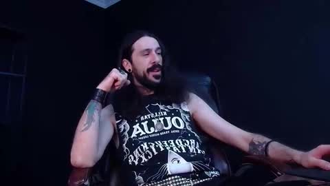 AxelColton online show from November 19, 2025, 10:04 am