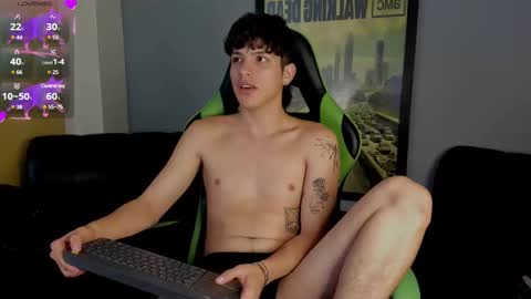 Snapshot of axelraven chatting on December 3, 2024, 4:28 pm Axel Raven online show from December 3, 2024, 4:28 pm