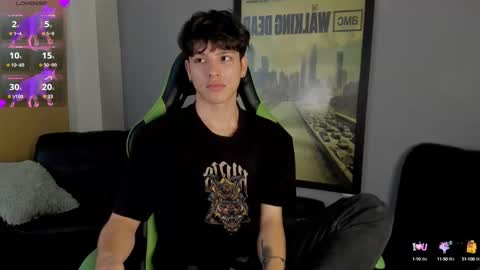 Snapshot of axelraven chatting on December 9, 2024, 4:47 pm Axel Raven online show from December 9, 2024, 4:47 pm