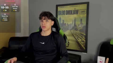 Snapshot of axelraven chatting on January 20, 2025, 1:21 pm Axel Raven online show from January 20, 2025, 1:21 pm