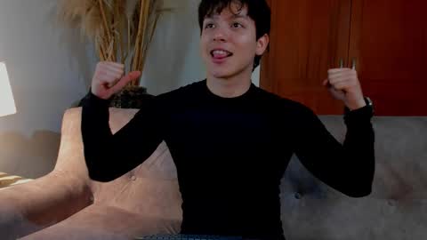 Snapshot of axelraven chatting on November 12, 2025, 3:01 pm Axel Raven online show from November 12, 2025, 3:01 pm