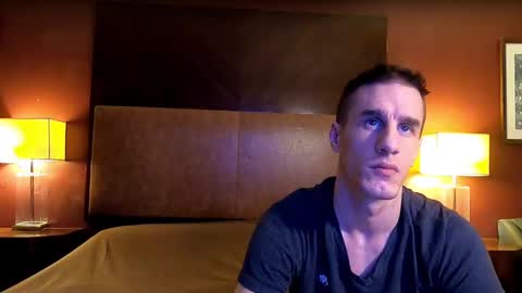 Snapshot of axl_fx chatting on December 12, 2024, 3:43 am Axl online show from December 12, 2024, 3:43 am