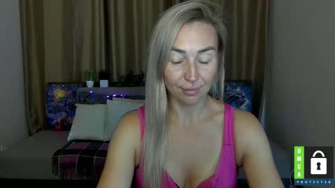 Snapshot of ay_kiss_jully chatting on September 23, 2025, 5:27 pm Jully online show from September 23, 2025, 5:27 pm