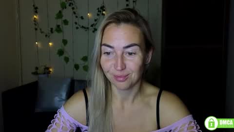 Snapshot of ay_kiss_jully chatting on September 29, 2025, 5:29 pm Jully online show from September 29, 2025, 5:29 pm