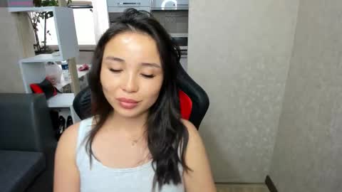 Snapshot of aya_moon chatting on September 16, 2025, 5:19 am Aya Moon online show from September 16, 2025, 5:19 am