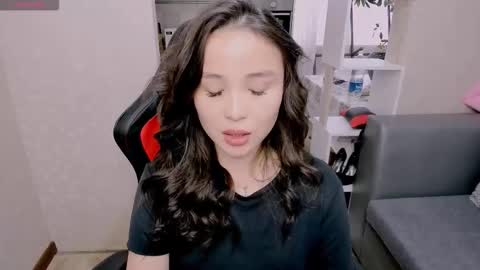 Snapshot of aya_moon chatting on October 2, 2025, 5:14 am Aya Moon online show from October 2, 2025, 5:14 am
