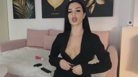 Ayabellle online show from October 24, 2025, 9:00 pm