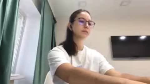 Snapshot of ayakoslotemaker chatting on October 28, 2025, 5:33 am Allison online show from October 28, 2025, 5:33 am