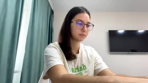 Snapshot of ayakoslotemaker chatting on November 20, 2025, 7:30 am Allison online show from November 20, 2025, 7:30 am