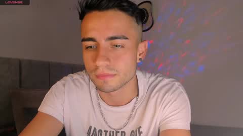 Snapshot of aydan_stiven9 chatting on December 12, 2024, 2:04 am AYDAN STIVEN OF AYDANSTIVEN online show from December 12, 2024, 2:04 am