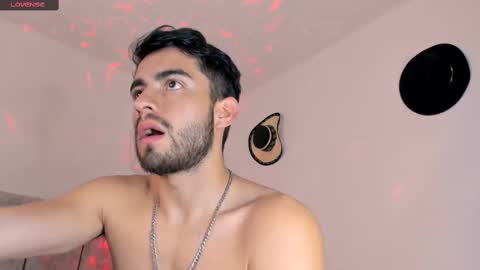 Snapshot of aydan_stiven9 chatting on March 7, 2025, 12:15 am AYDAN STIVEN OF AYDANSTIVEN online show from March 7, 2025, 12:15 am