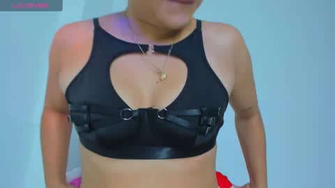 Snapshot of ayheleen_sexygirl3 chatting on January 10, 2025, 12:38 am Mariana online show from January 10, 2025, 12:38 am