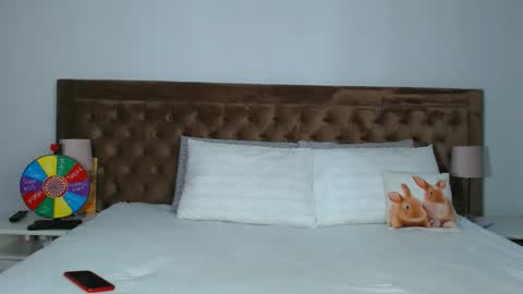 Aylin online show from October 1, 2025, 1:11 am