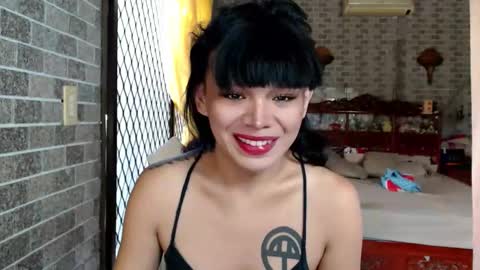 aymkyline online show from September 18, 2025, 1:18 am