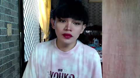 aymkyline online show from November 1, 2025, 1:18 am