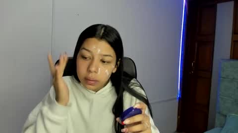 Snapshot of aysha_winxx chatting on November 22, 2025, 3:16 am aysha_winxx online show from November 22, 2025, 3:16 am