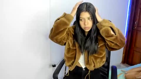 Snapshot of aysha_winxx chatting on November 23, 2025, 3:17 am aysha_winxx online show from November 23, 2025, 3:17 am