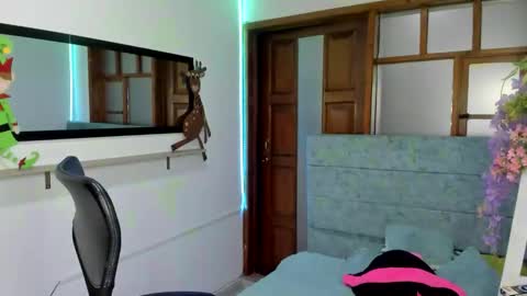 Snapshot of aysha_winxx chatting on December 14, 2025, 3:01 am aysha_winxx online show from December 14, 2025, 3:01 am