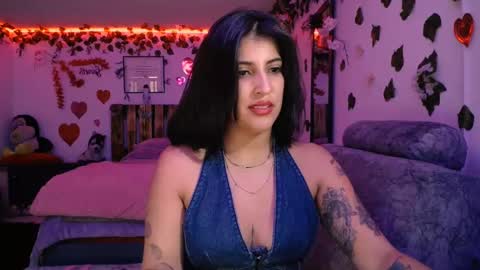 Snapshot of azaaharziz chatting on February 24, 2025, 8:03 pm Azahar online show from February 24, 2025, 8:03 pm