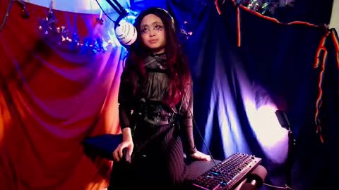 Snapshot of azazelgains chatting on December 10, 2024, 7:05 am Azazel online show from December 10, 2024, 7:05 am