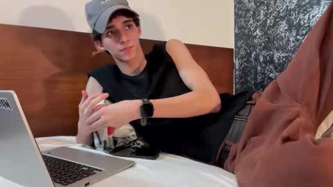 nice boy online show from November 27, 2025, 6:26 am