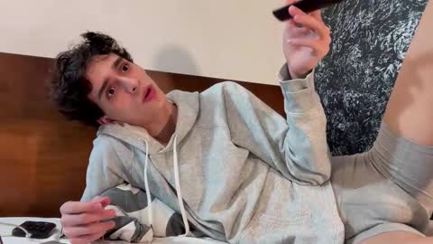 nice boy online show from December 3, 2025, 6:21 am