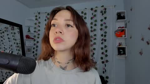 azumi saan online show from December 16, 2025, 2:27 am