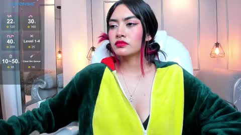 Azura online show from February 10, 2025, 10:40 pm