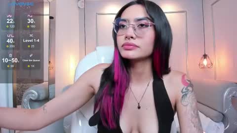 Azura online show from March 3, 2025, 7:17 pm