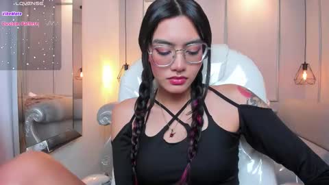 Azura online show from October 22, 2025, 8:19 pm