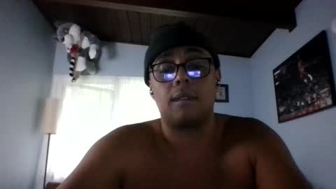 Snapshot of b0urb0n7 chatting on October 14, 2025, 10:43 pm Bourbon online show from October 14, 2025, 10:43 pm