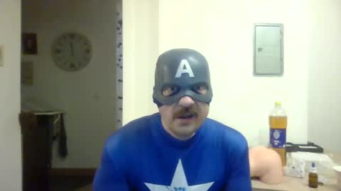 Snapshot of b33fdaddy chatting on December 14, 2024, 8:40 pm BEEF DADDY online show from December 14, 2024, 8:40 pm