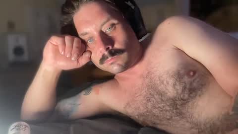 Snapshot of b4nkshot765 chatting on September 18, 2025, 6:04 am bry online show from September 18, 2025, 6:04 am